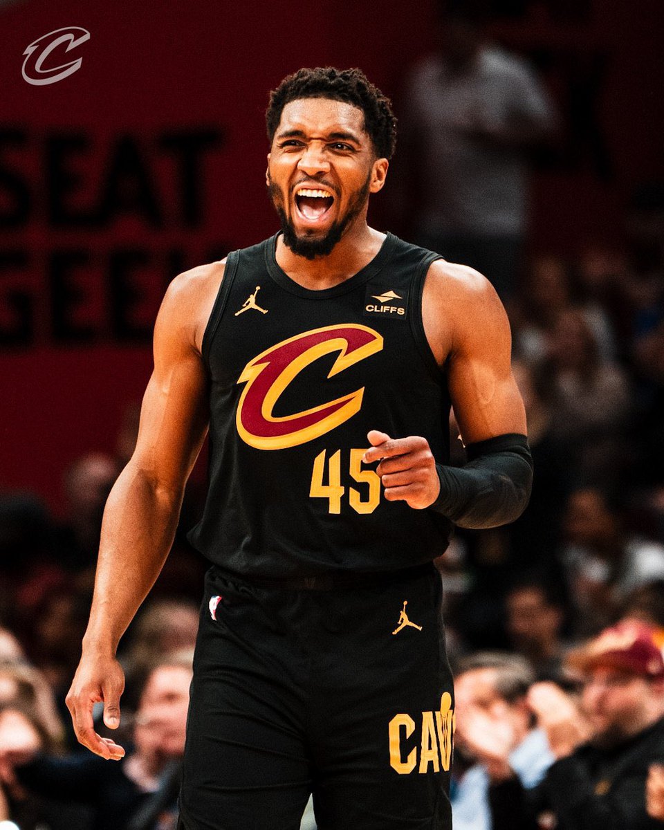 Brewster Academy graduate Donovan Mitchell had a team-high 29 points & 8 assists for Cleveland in a win over Memphis in #NBA action on Wednesday.