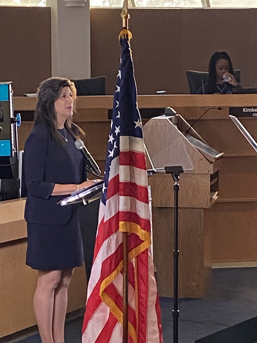 Congratulations to the City of Tamarac. A great community coming together to hear the State of the City address. Proud to represent Tamarac on the Broward County Commission.