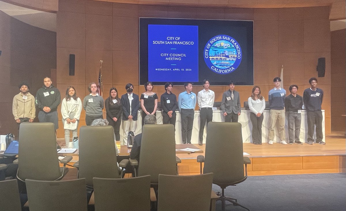 Congrats and great job to the South City students who took over for the adults in Youth in Government Day and were honored at tonight’s @CityofSSF Council meeting.