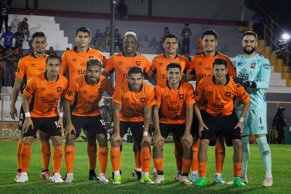 🦅 #ElMásQuerido ⭐️⚽️

#VamosÁguila 🦅