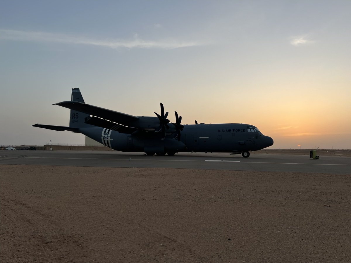 BeauWally's tweet photo. @wrstlngjoe The C-130J is waiting for you with open arms… https://t.co/6QjV8OEj7u