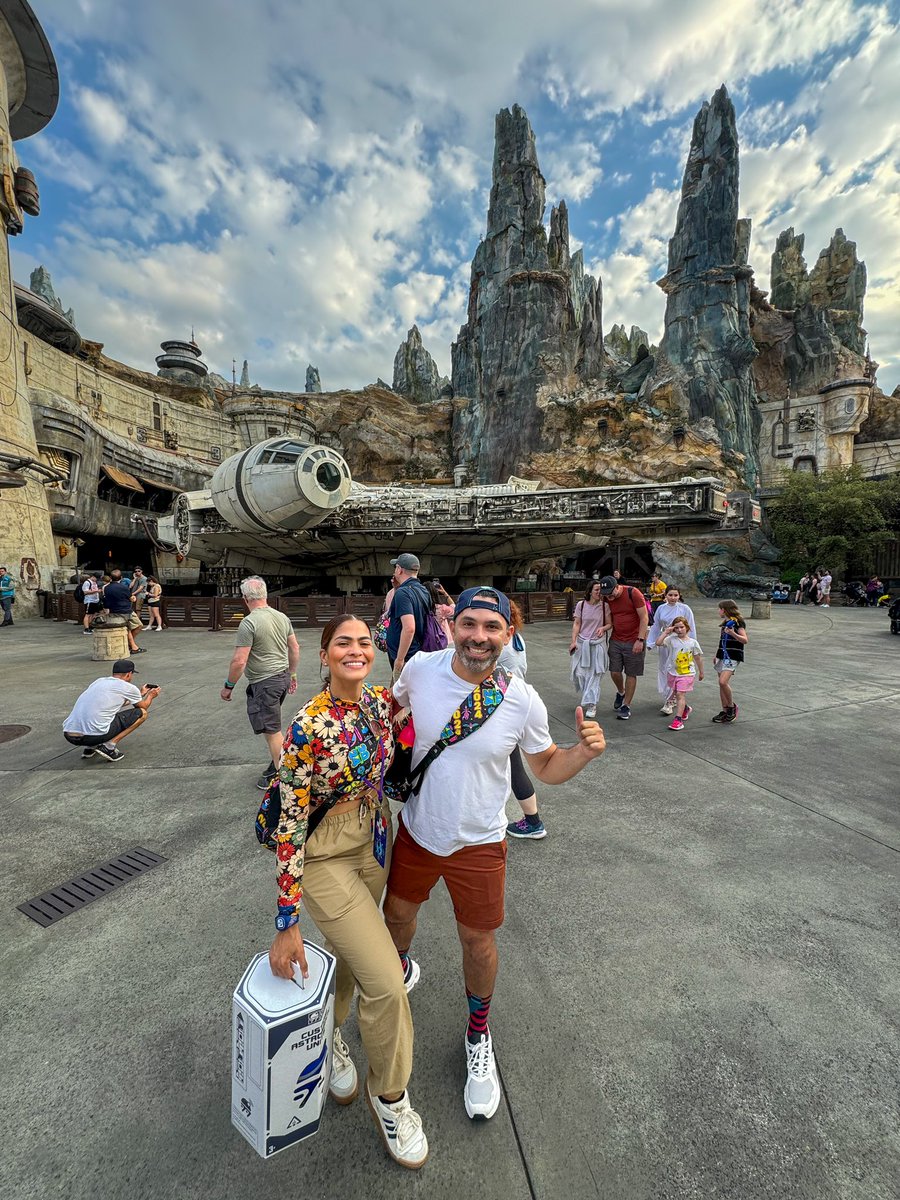 Tercer día del Walt Disney World Latinamerica Influencer Challenge. El #TeamCaribe quedamos: 🥇 1er lugar en Animal Kingdom (Empate con Argentina) 🥇 1er lugar en Hollywood Studios (Empate con Colombia) Puerto Rico y República Dominicana en la casa, ¡representando! 💥