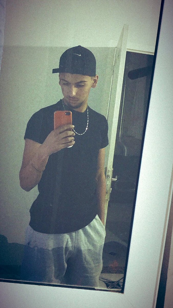 brhmx4's tweet photo. 🔆🔆 https://t.co/62GZH3QinK