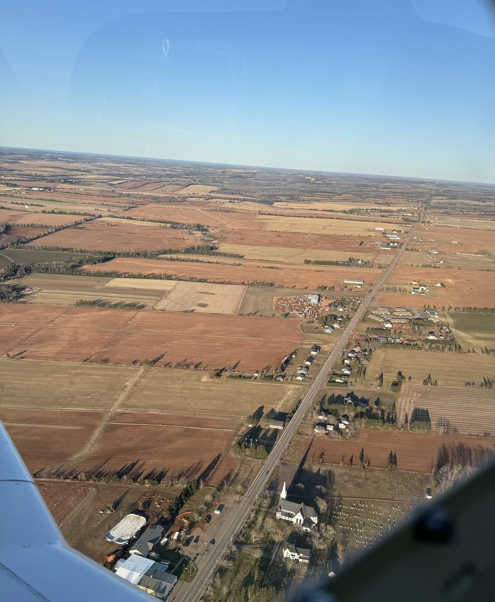 yygpilot's tweet photo. Out on a CASARA training mission over Kinkora and the bridge tonight. Homing on a training beacon keeping the volunteers practised up! https://t.co/NTF4Nw3zih