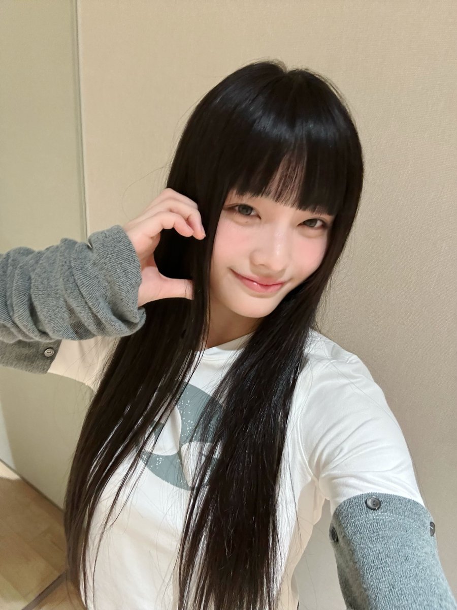 ”ILLITと特別な時間を過ごしていきましょう🥰”
- #IROHA

#ILLIT #SUPER_REAL_ME
#Magnetic