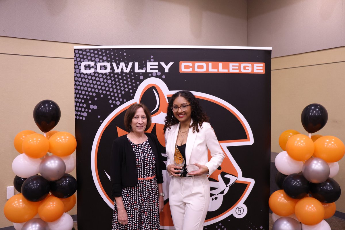 Congratulations to the 2024 Student of the Year, Daniela Salcedo! Tonight we honored the accomplishments of many amazing students. We will share a recap tomorrow on the Cowley News Peak Page. #togetherweroar