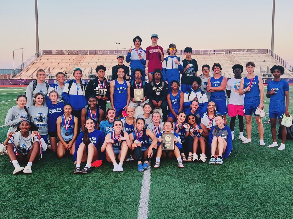 Can you say Area Team Champions?!?!🏃🏽‍♀️🥇🏃🏿‍♂️🥇@BH_Athletics @BHBoosterClub