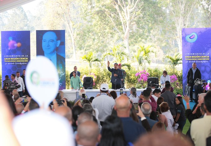 #10Abr | El 3er objetivo de la Gran Misión Ciencia, Tecnología e Innovación tiene que ver con incentivar la cultura de la ciencia y de innovación, como elementos que permitan promover los ecosistemas que fomenten la producción nacional.

#DiplomaciaBolivarianaDePaz