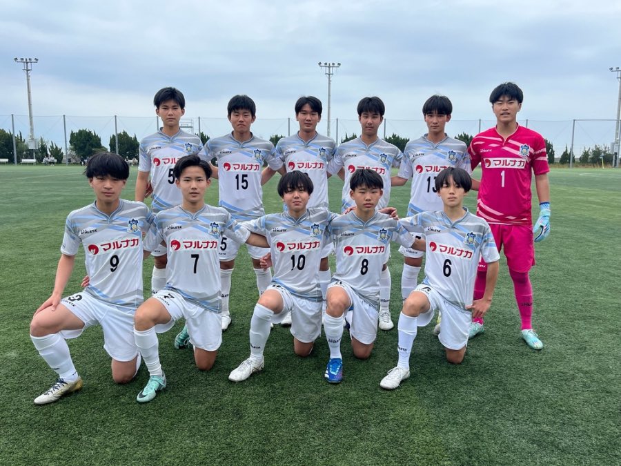 【U-15】高円宮杯 JFA U-15サッカーリーグ2024四国クローバーリーグ第3節 試合結果 🏆高円宮杯 JFA U-15サッカーリーグ2024四国クローバーリーグ 🗓️4月6日(土)  🏟️愛フィールド梅津寺(愛媛県) 🆚徳島ヴォルティスジュニアユース 前半 0-2 後半 2-2 合計 2-4 詳細はこちら👇 kamatamare.jp/news/?id=591&i…