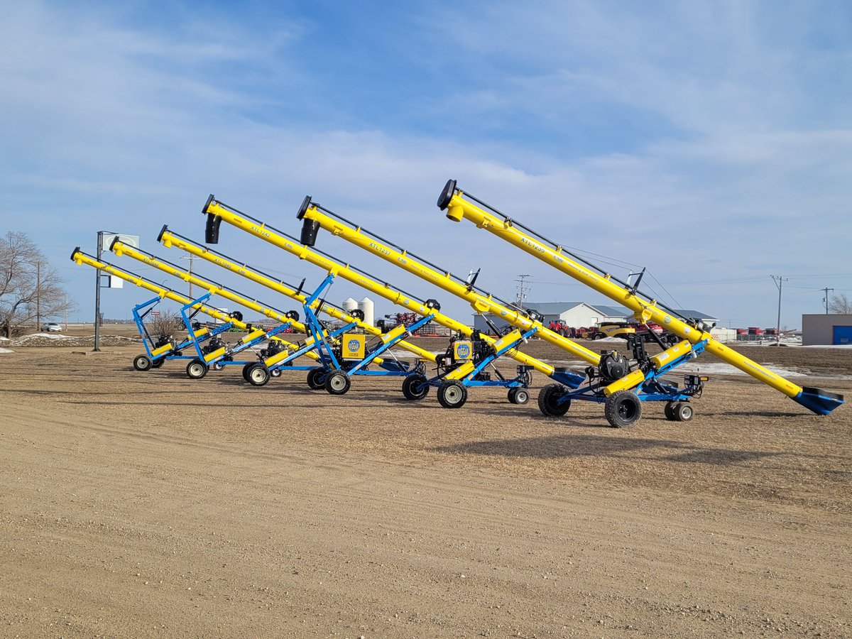 ekayenterprises's tweet photo. https://t.co/tfK7sHCVTf XTL  MODELS Built Stronger, Reach Longer 
New 10" and 12" models 
3/8" Original  Intake Flighting 
10 gauge tubing, thick edge flight 
#HaulFaster #FarmLonger 
Space Saving Design 
12x37 and 12x42 #DieselAugers
#grainauger 
#hopperbottom27
Ph 306 948 2544 https://t.co/iFjA85dwM6