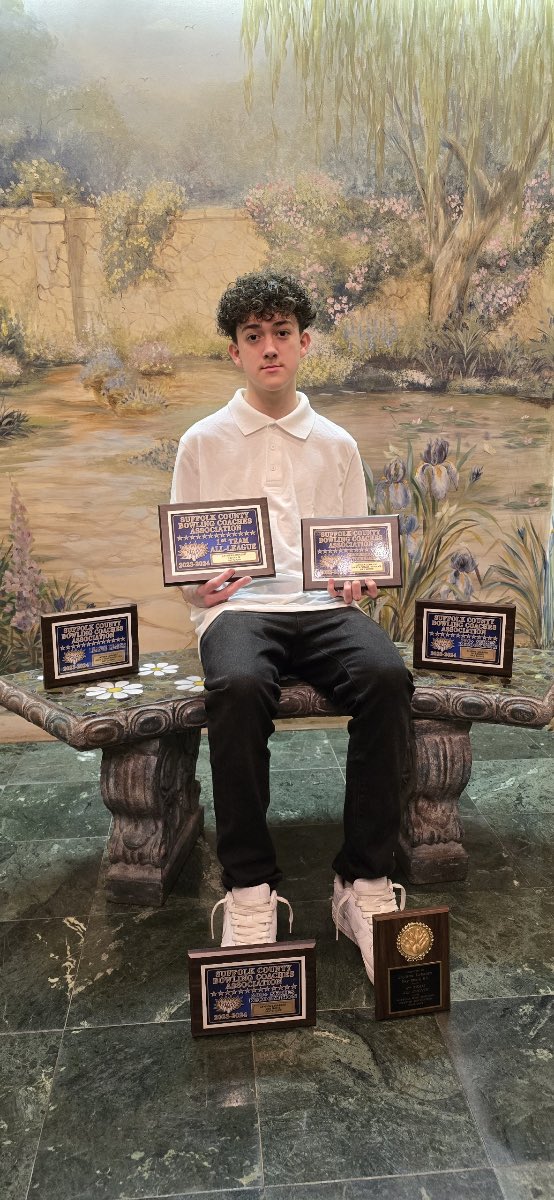 Congratulations 2 @BayShoreSchools Jayden Lobasso who was awarded 4 placing top 10 in Suffolk County Singles/Dbles tournament, League 2 leader high average, All-League 2 First Team. Superior game of 289, 750+ series of 781, and All County Second team. @Greater_LI @BayShorePatch