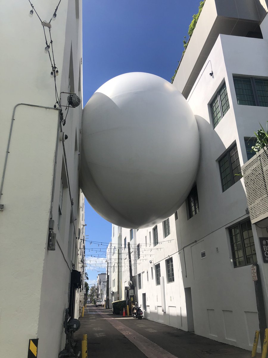 Stumbled across the iconic Betsy Orb while out & about in South Beach, Miami the other day - would love to see something like this in #HamOnt! #TheBetsyOrb #SouthBeach #Miami #OceanDrive