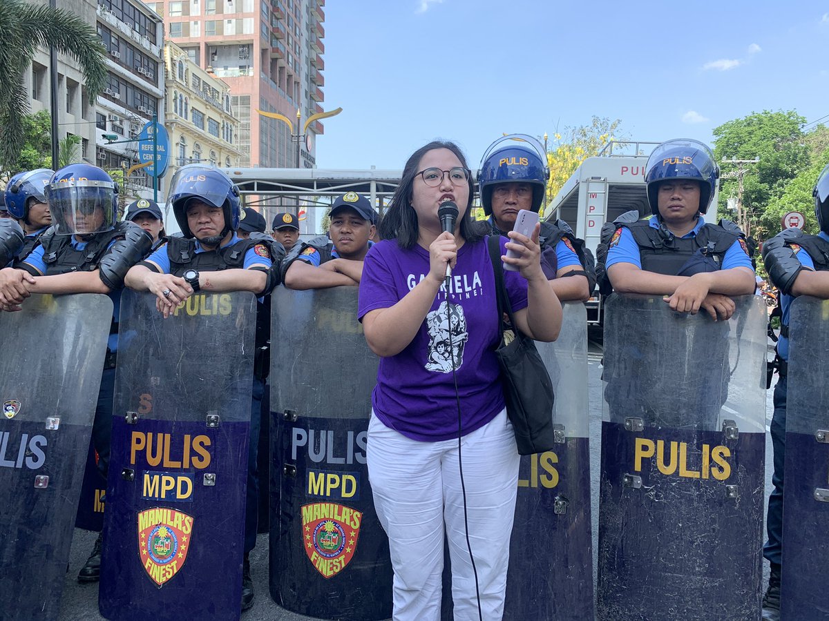 Shaye Ganal, GABRIELA Youth: Hindi papayag ang kababaihang Pilipino na magkaroon ng panibagong comfort women. Hindi papayag ang kababaihang Pilipino na magkaroon ng panibagong Jennifer Laude. 

#USTroopsOutNow
#NoToBalikatanExercises