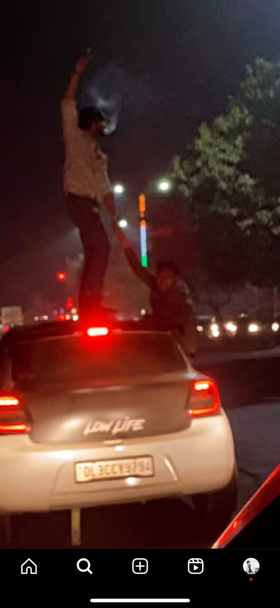 iiakshaykumar's tweet photo. @dtptraffic @HVVSS0 Date 23 February time and place unknown because this is a video uploaded on instagram reel https://t.co/KVrsztsOxL