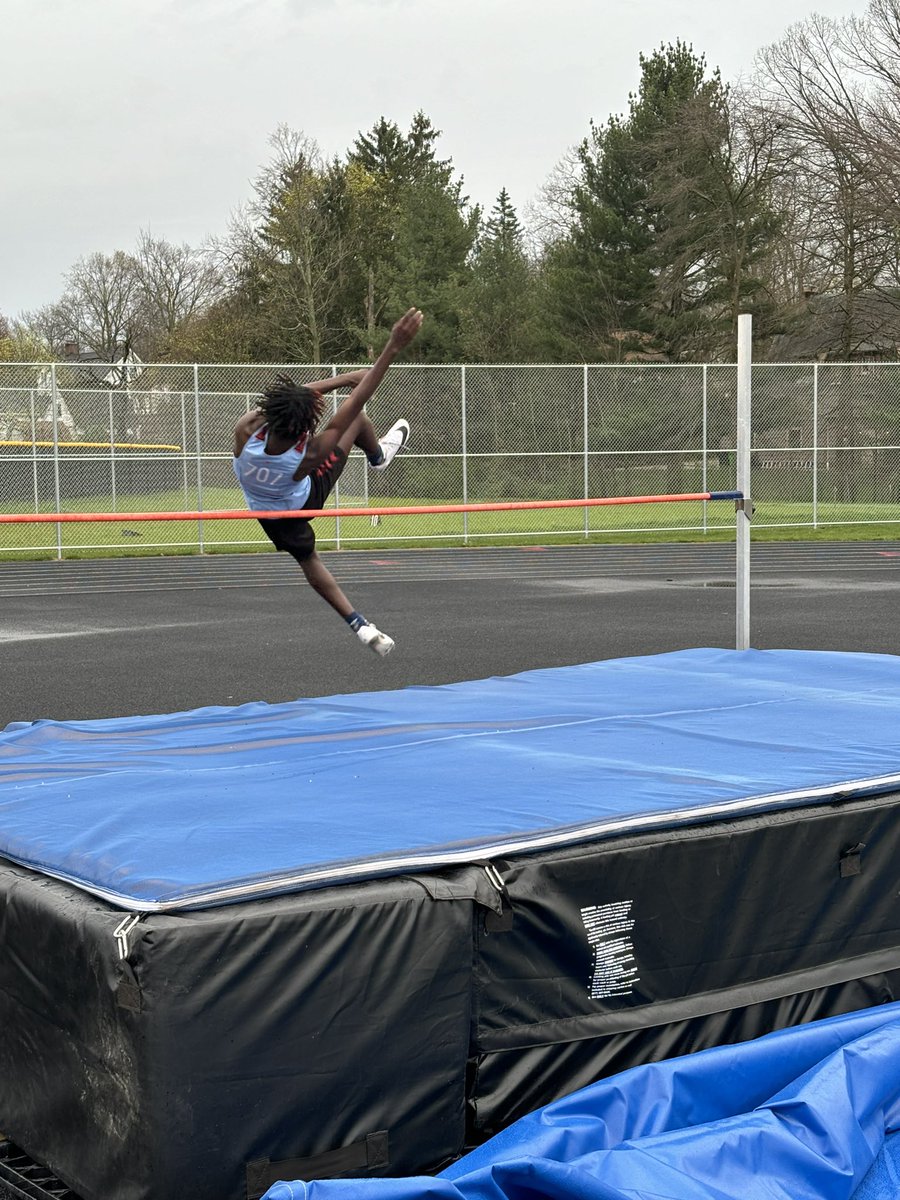 Congrats to the AMS boys and girls track teams for their victories tonight over Carrollton! Go Aviators! #RepThatA <a href="/AllianceCSD/">Alliance City SD</a> <a href="/Aviator_AD/">Aviator Athletics</a> <a href="/AHS_TF/">AHS Track & Field</a>