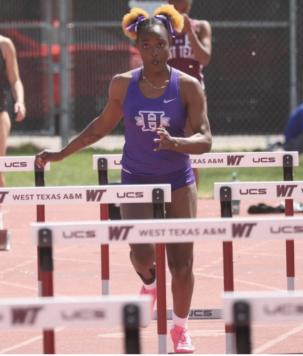 Patreece Clarke Named RMAC Track Athlete Of The Week 📰 nmhuathletics.com/news/2024/4/10… #LetsRide🤠