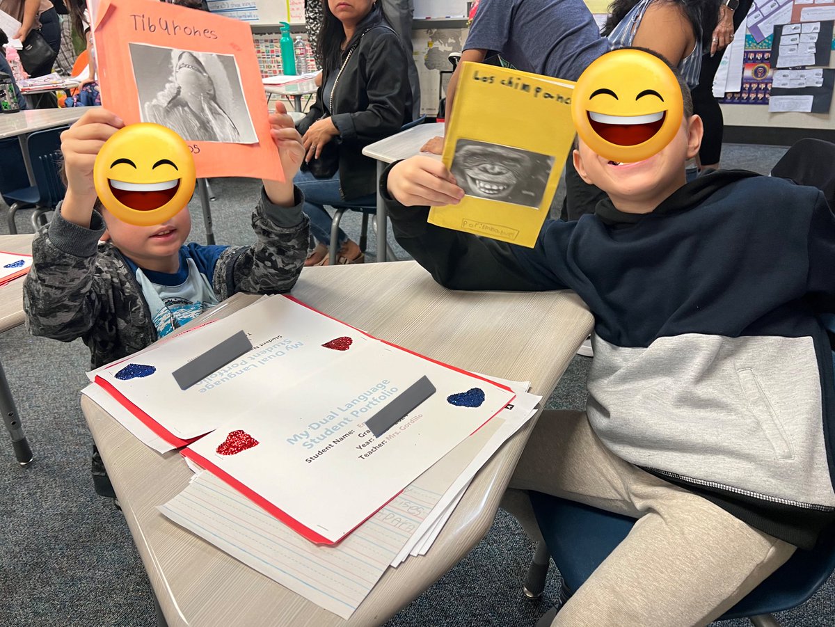 ¡Gracias! ❤️ 💙 Thank you, Dr. Tran <a href="/BarreraTweets/">José Barrera</a> Mrs.Raquel Gonzalez <a href="/AlvarezCaro6/">Carolina Alvarez</a> &amp; the AMAZING @erikka_edmond08 for the support &amp; for being part of our Dual Language Showcase! <a href="/FortBendISD/">Fort Bend ISD</a> is focused on students and being part of their academic &amp; linguistic growth! <a href="/FBISD_MSD/">FBISD Multilingual Programs</a>