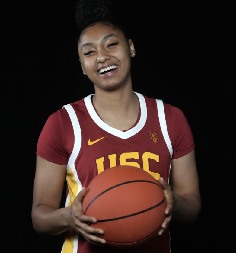 Kennedy Smith of Etiwanda is Ms. Basketball 2024 for California 🌴 She will join JuJu Watkins at USC next year!