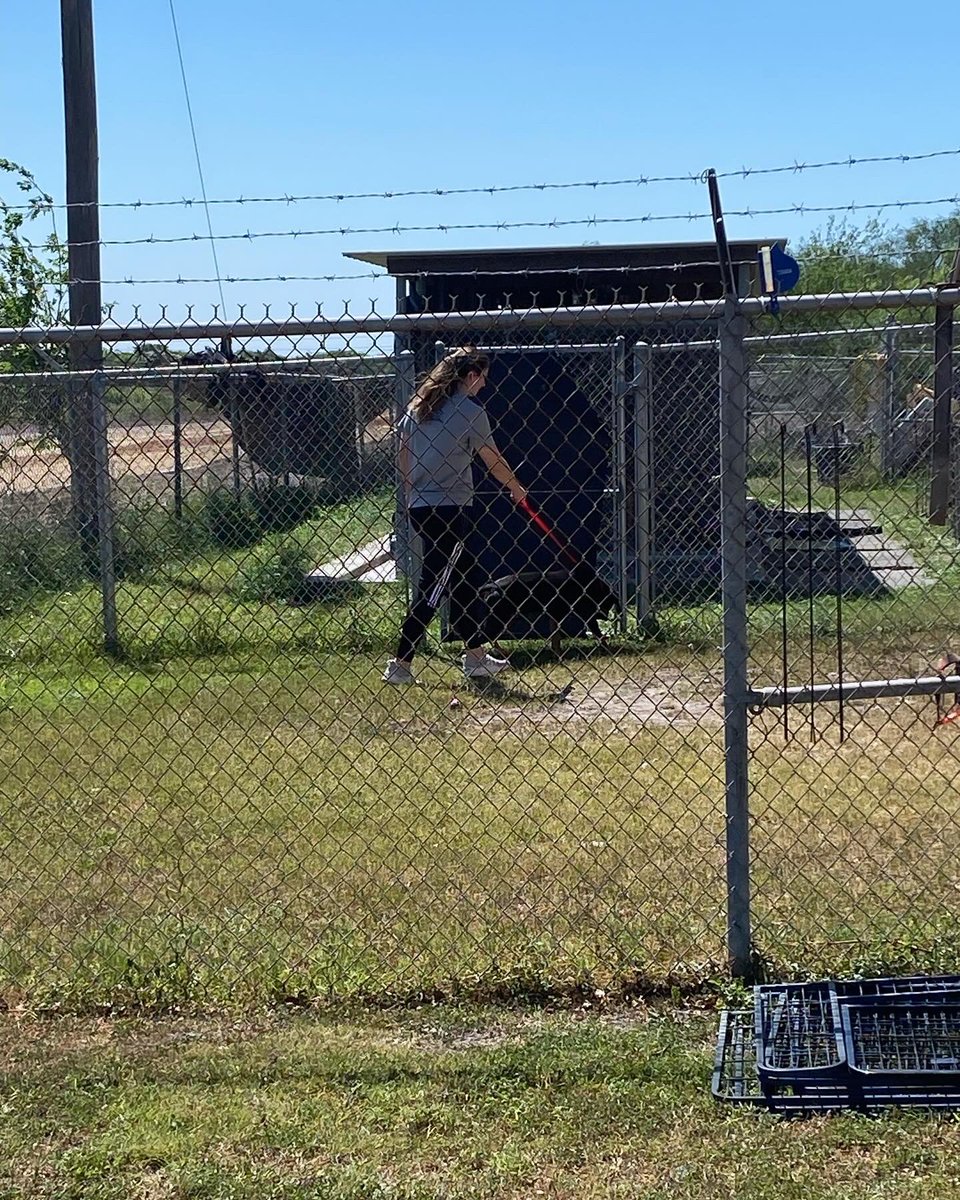 A beautiful day to walk and play with these lovable animals at Kingsville Animal Control Center. Thank you, Kingsville Animal Control Center for letting us lend a helping paw today!🐾🐕