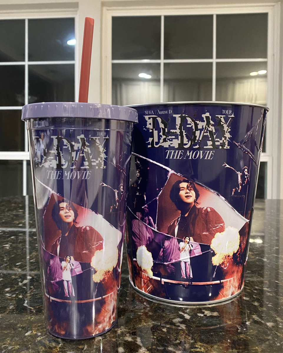 NoonaTaryn's tweet photo. So happy I got to spend tonight with Yoongi. I am still so in awe of him and everything he did for this tour. 💜 
Also, how awesome are these! I lucked out with a theater close by. https://t.co/4kFk5l5KgU
