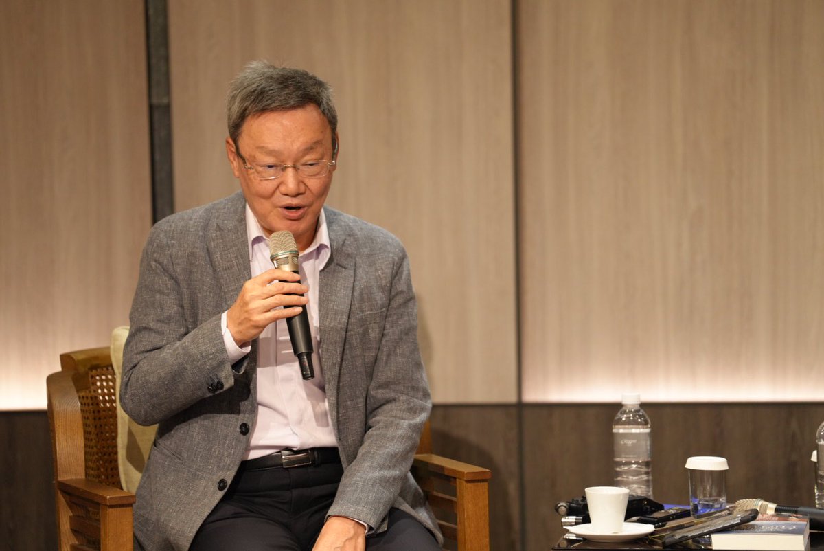 📸 Retired KMT minister Su Chi, who invented the 1992 Consensus, spoke to @TaiwanFCC members yesterday. His briefing is the last event under this TFCC committee. Huge thanks to our members, speakers and guests for their support over the past year. Photos by @Mik_G_Taiwan