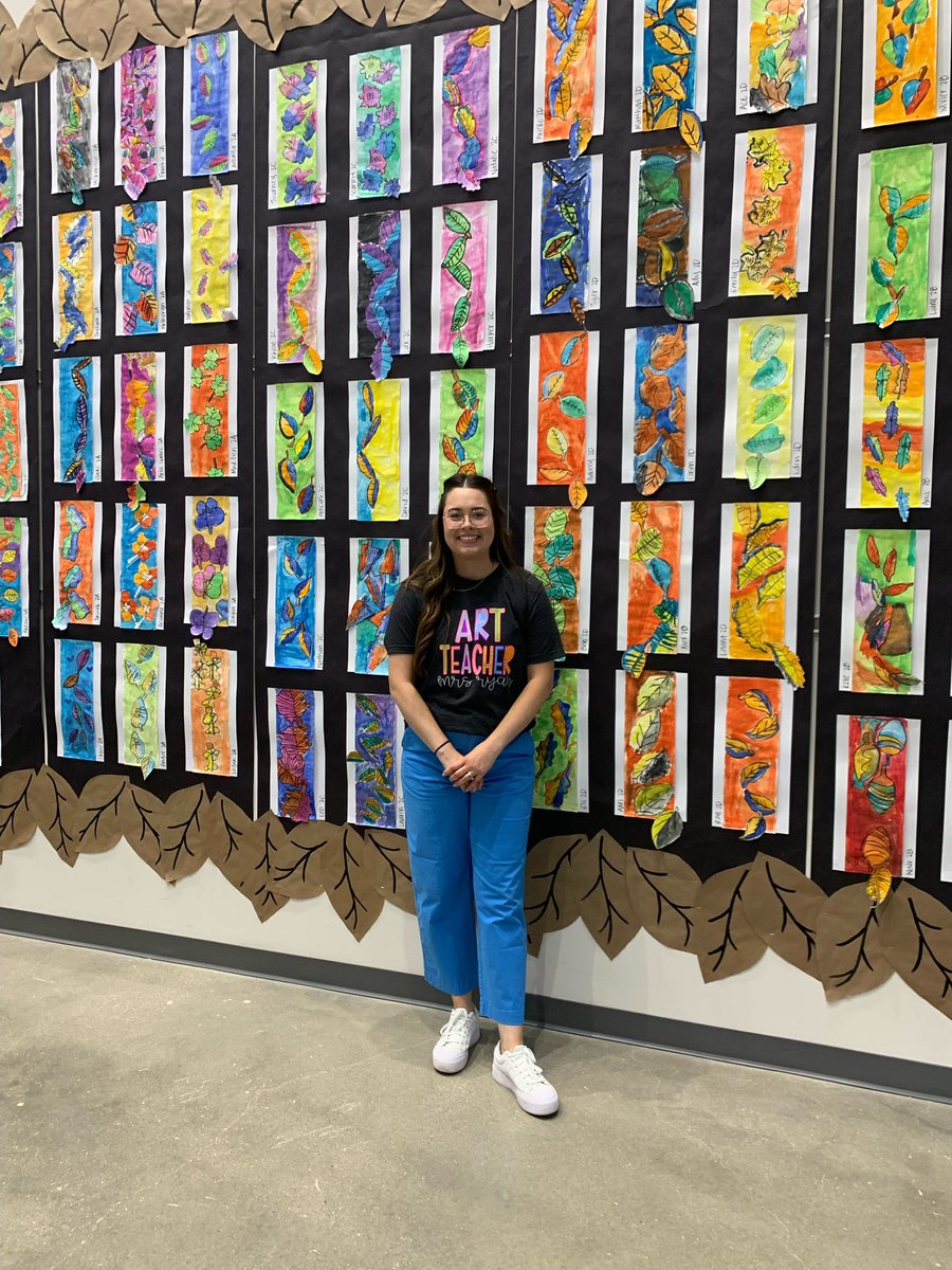 _MrsRyan_CCES's tweet photo. Comal Creeks very first art show is in the books!! Thanks you to all who helped to get all 2,240 artworks matted and hung for tonight. By far my favorite artshow🐺
@cisdnews @DrChapmanCISD @comalfinearts https://t.co/klF6jK1waV