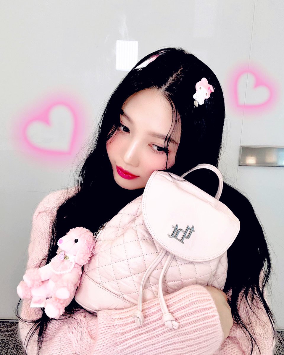 isayjoi's tweet photo. ㅤ 

       ও⍪soo’🥝١⋆｡young’ﾑsᥢs⦆
luvies! sizler için hangi fotoğ
rafları  paylaşacağıma  karar 
vermekte zorlanıyordum, ha
tırlıyor musunuz..?  sonunda 
karar verdim!! pembe kombi
   dᎥᥝrɣ،ｨ:updᥝte:💚isayjoi⦆

   ㅤ ㅤ https://t.co/JM4YP5zhWS