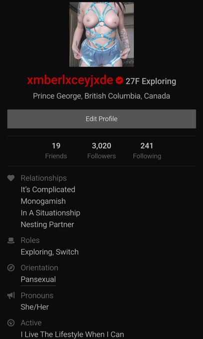 Follow me on Fet 😈  &times; https://t.co/ECVPYyrYT7 &times;   . . . &bull; content creator &bull; subscribe &bull; link &bull; seller