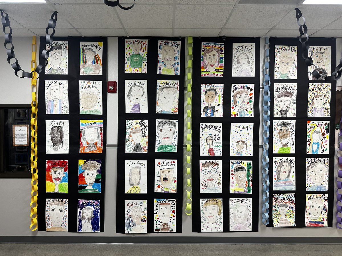 _MrsRyan_CCES's tweet photo. Amazing artwork by some pretty awesome kiddos! @cisdnews @DrChapmanCISD @comalfinearts https://t.co/Z1o1bvo7Vv