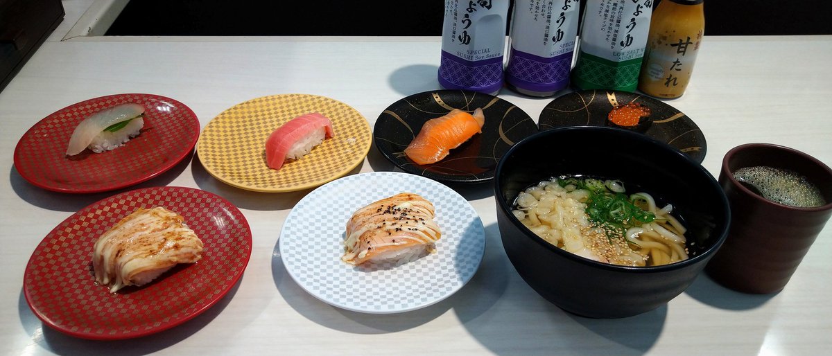 魚べい！
オーバーウォッチ2明けの寿司は滲みるぜ〜🍣🍣🍣🍣
糖質バク食い気絶確定！