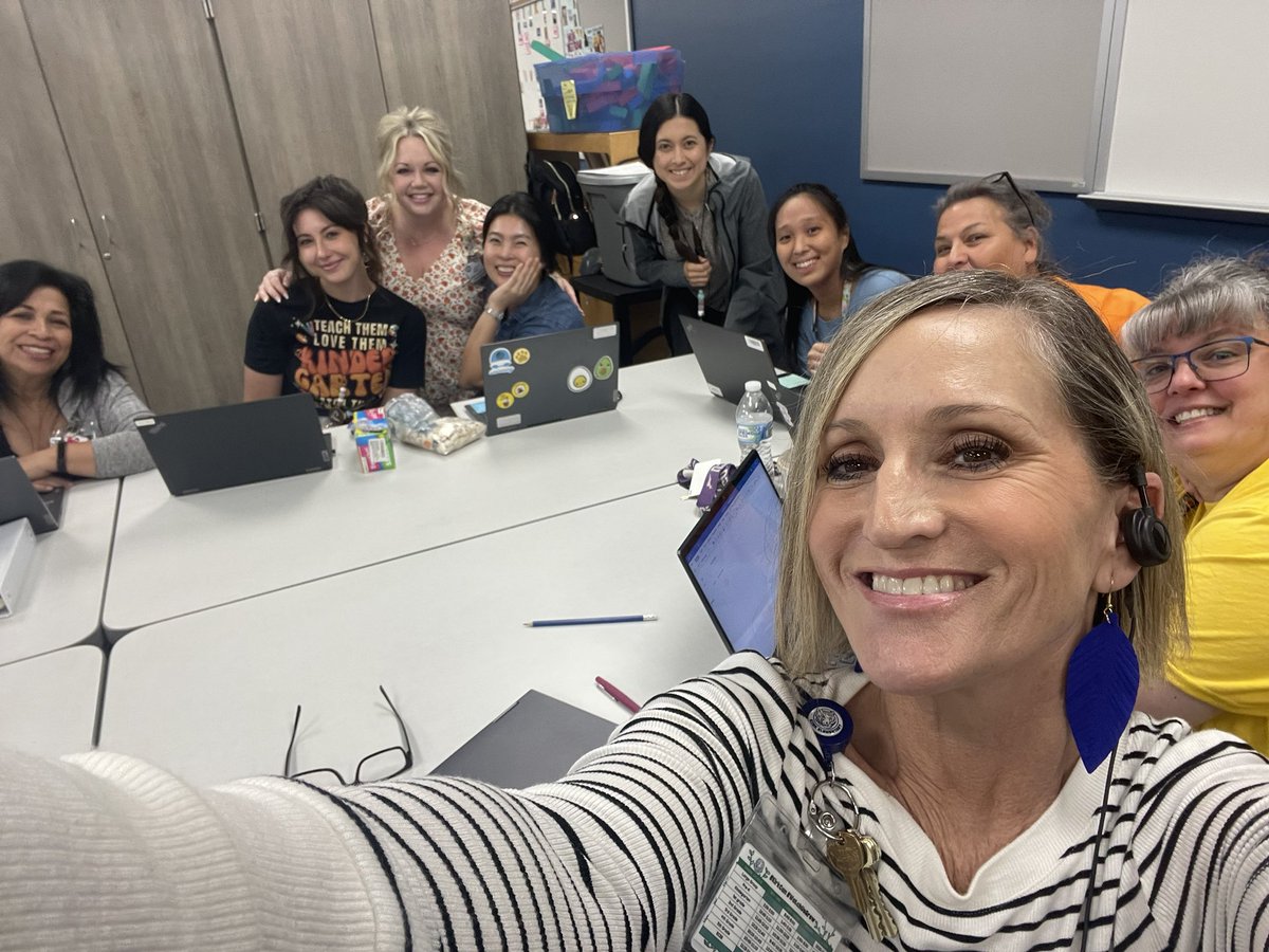 Kickin’ it with Kinder during planning! Lots of laughing, collaborating, and engaging lessons for kids! Best part of my day! @KirkElementary #KirkCan