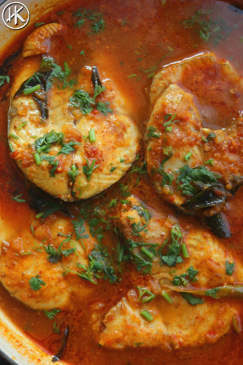 Have you ever cooked with Tamarind before? This is a fish curry that uses it and it's from the state of Andhra Pradesh. Watch the video here: youtu.be/hdeEEHTMN2s #RecipeOfTheDay #fish #Trending #viral
