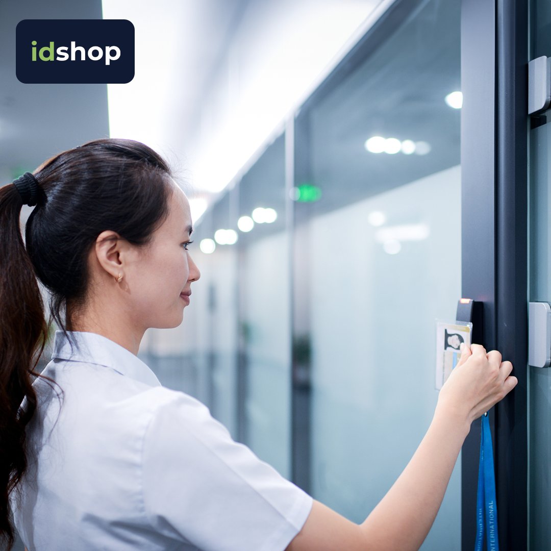 idshop's tweet image. The era of #DigitalID is here! Learn how to decide between digital and traditional. 🌐💳 #TechTalk #IDSecurity 
idshop.com/blog/tradition…