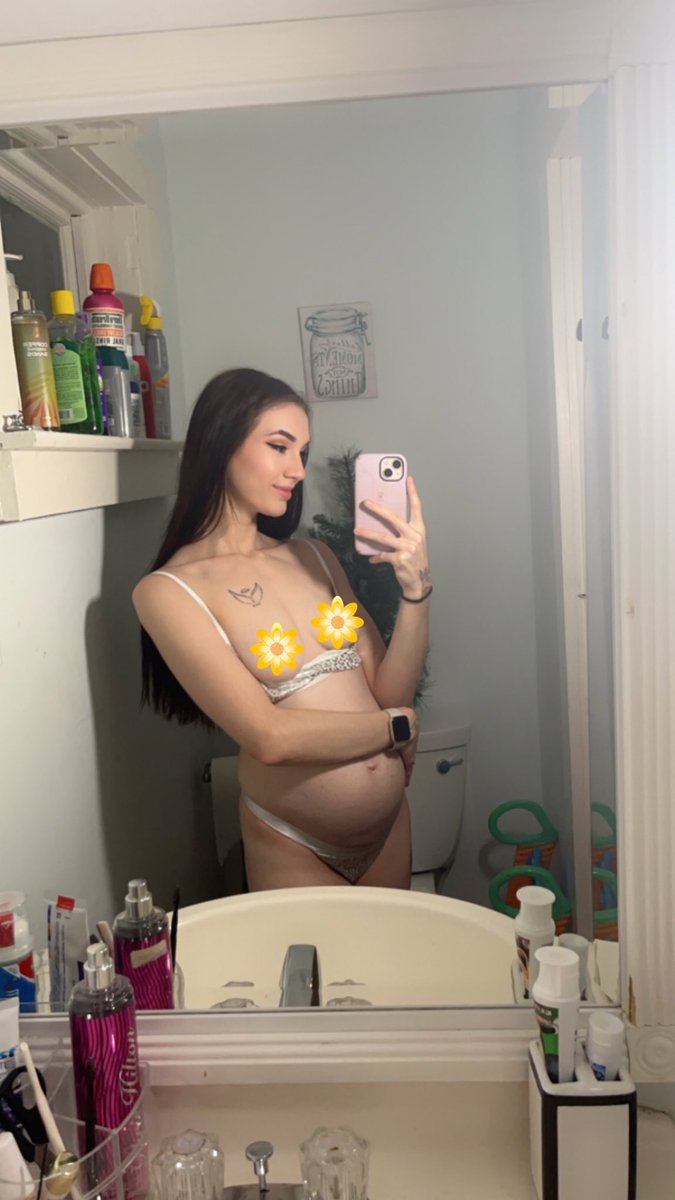 Send for Mommy! 💗💦 DM Mommy “sent” + proof. 🙇🏻‍♂️ Get My attention!! ✨🥰 #pregnant #send #findom #beta #simp #pregnancycuck #mommy #goddess #beautiful #finsub #softdom #longhair