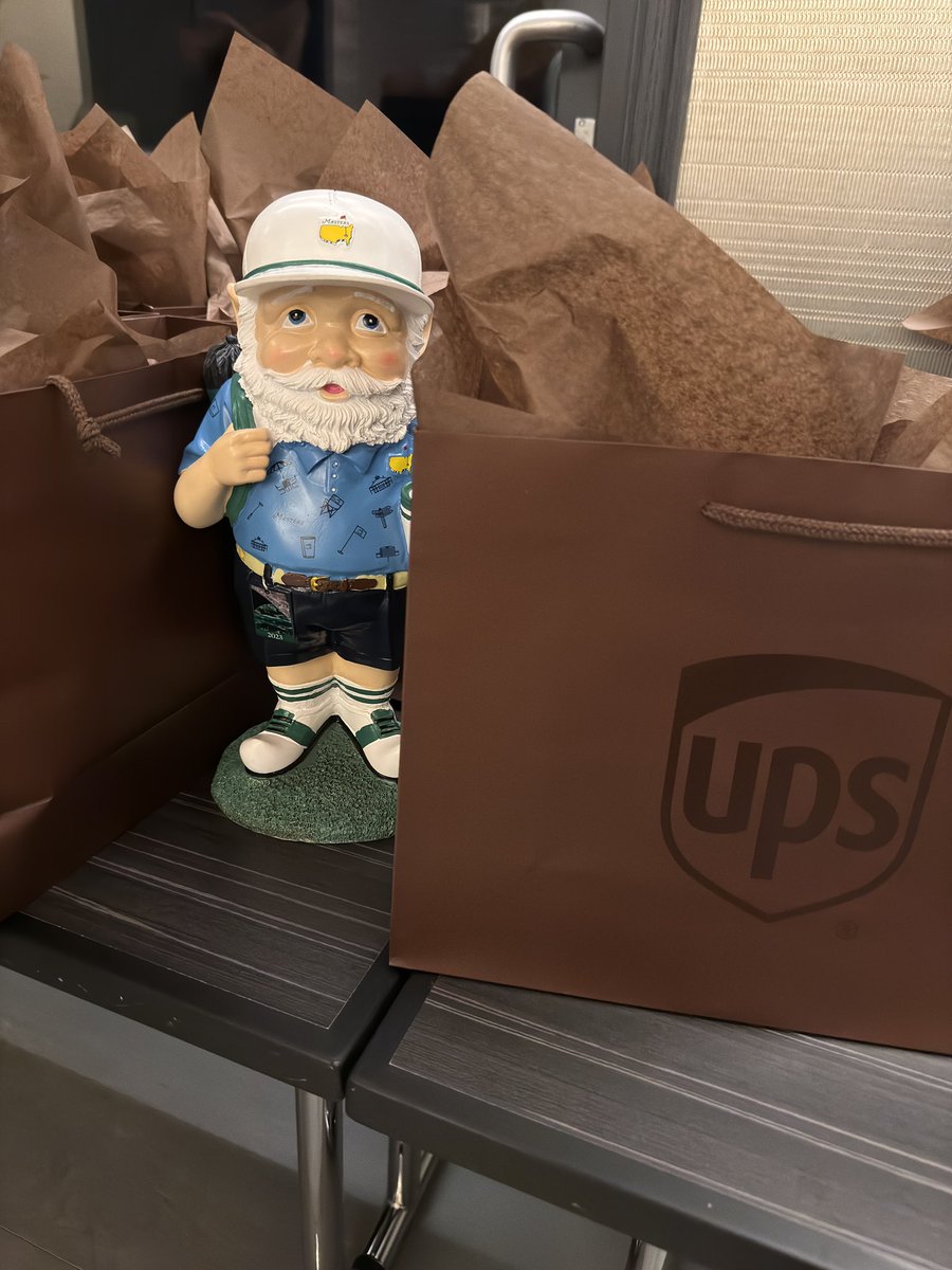 Masters = Gnomes at work #UPS