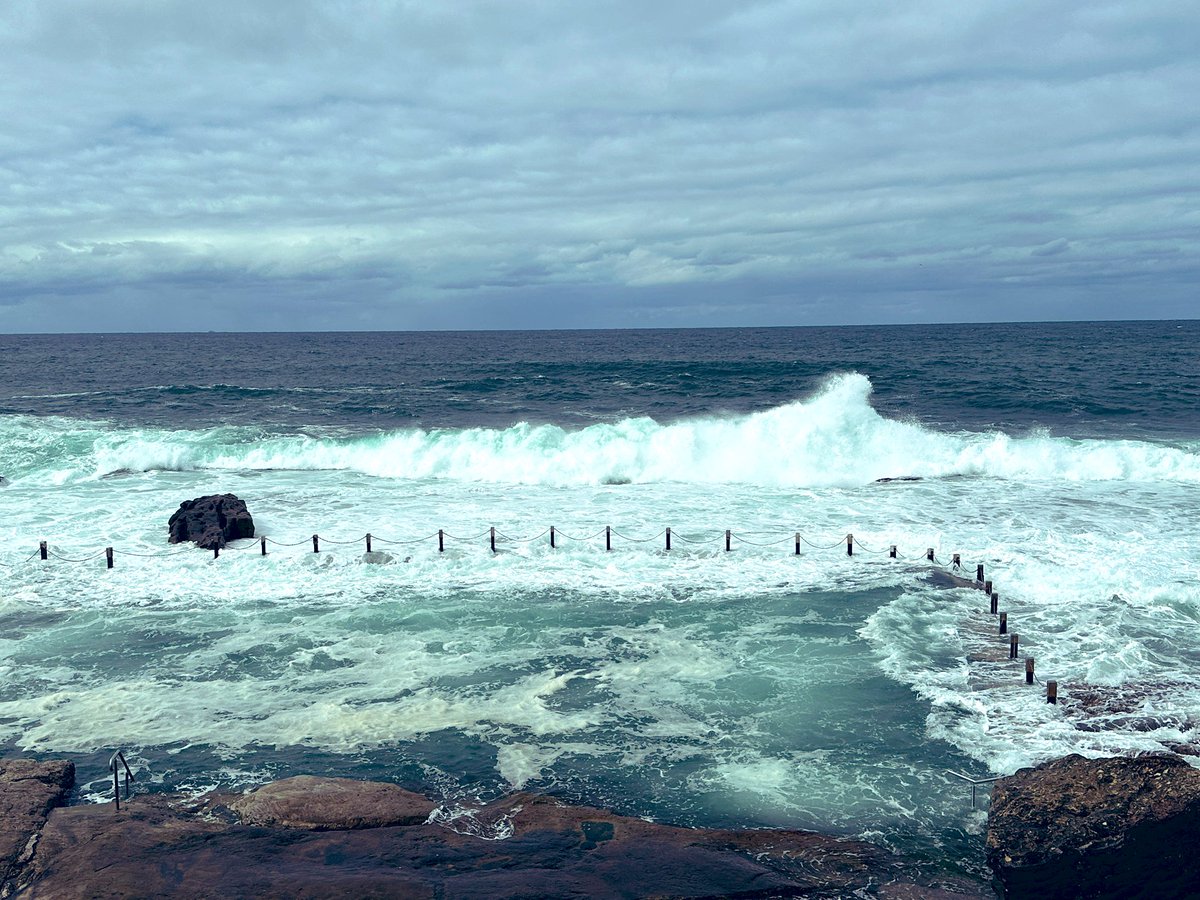 subbie's tweet photo. Huge swell at Maroubra. 
'Beach closed.' Discovered three ocean pools along the way: Mahon Pool, South Maroubra Rockpools, Rob Walker Rockpool. No way I was going in! 🌊
#oceanpools #sydney https://t.co/UNriFMnl1Q