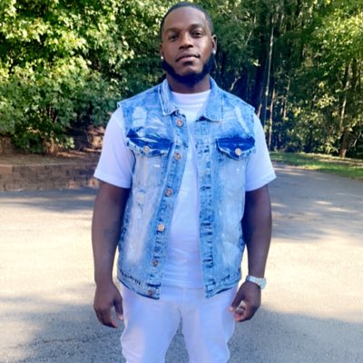 _KINGTIZZLE's tweet photo. #NewProfilePic https://t.co/nuQjCTmjsW