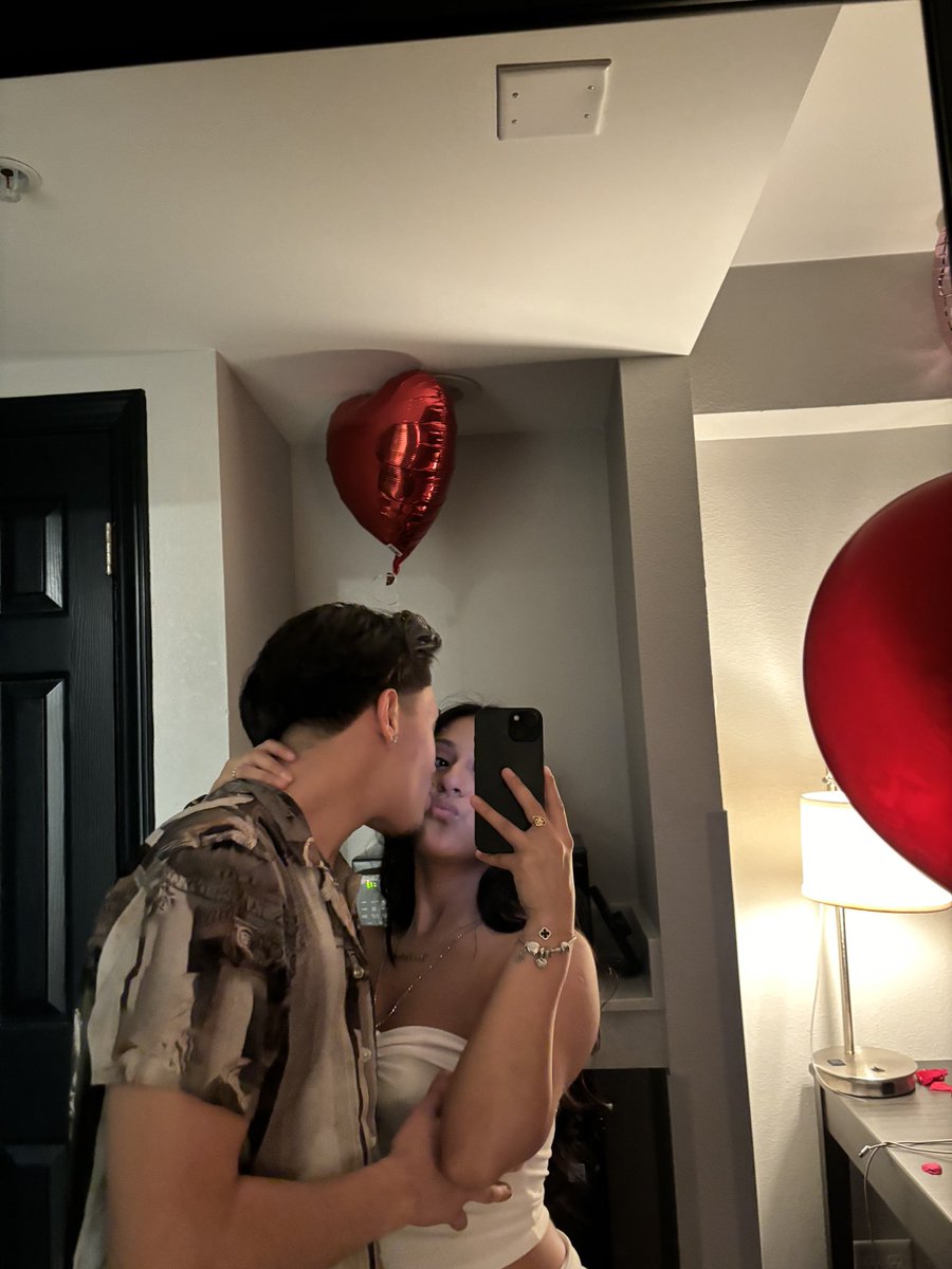 shirleyyjin's tweet photo. what a man won’t another man will 🥹 so in love with him, can’t wait to marry this man one day https://t.co/5qZNYLvHCf