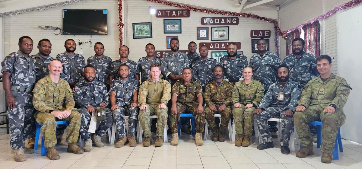 🇵🇬💪🇦🇺 First Aid Training Medical Technicians and Combat First Aiders have just delivered to the Maritime Branch of the PNGDF a First Aid Course. Thanks to the amazing team from @COMD2Bde.