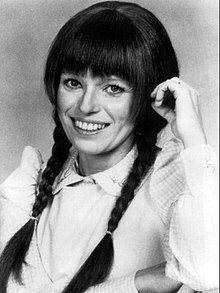 Happy birthday to Louise Lasser, who turns 85 today! She'll always be Mary Hartman (Mary Hartman) to me.