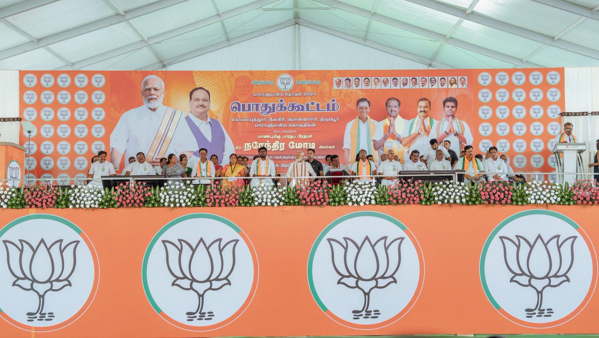 VanathiBJP's tweet photo. PM Modi's consistent dedication to Tamil Nadu is reshaping the landscape. His engagement with grassroots workers &amp; citizens, coupled with a relentless pursuit of progress, is palpable in Tamil Nadu rallies. People stand tall in support of his visionary leadership. #TransformingTN https://t.co/YFEttYhG7b
