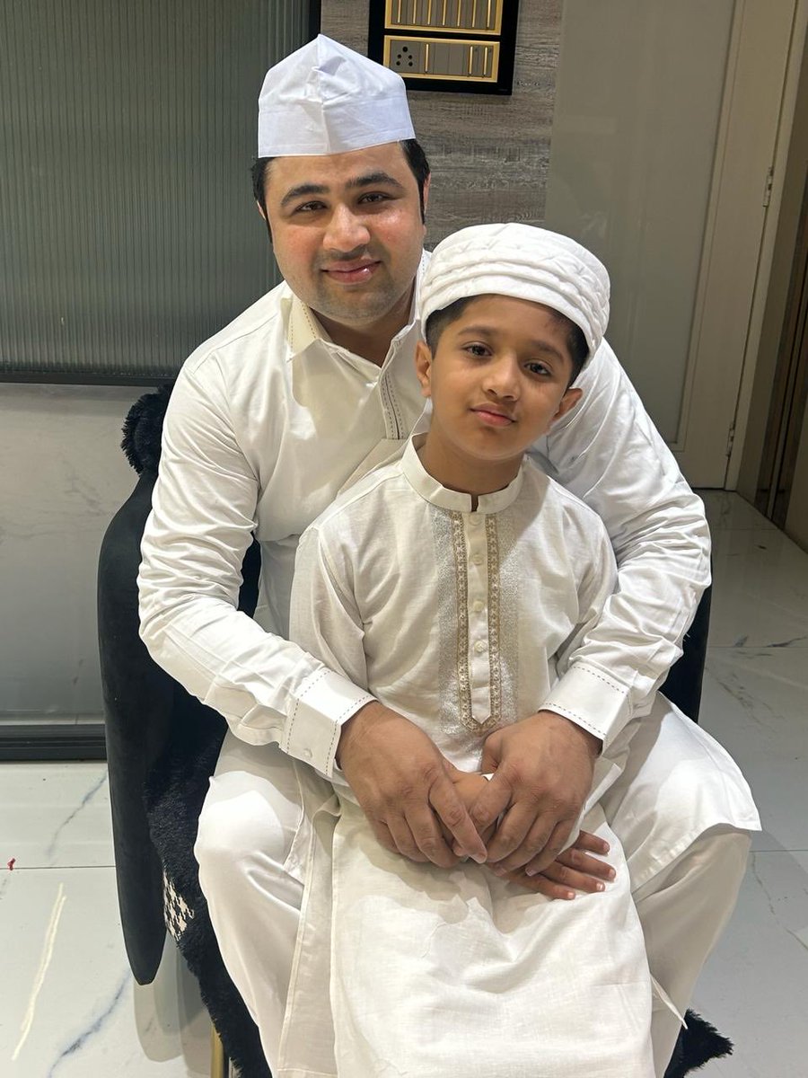 wasimkhan0730's tweet photo. ईद मुबारक, عیدالفطر مبارک, Eid mubarak ⁦#Eidmubarak2024⁩ ⁧#عيد_الفطر⁩ https://t.co/dFu6Zi2f7g