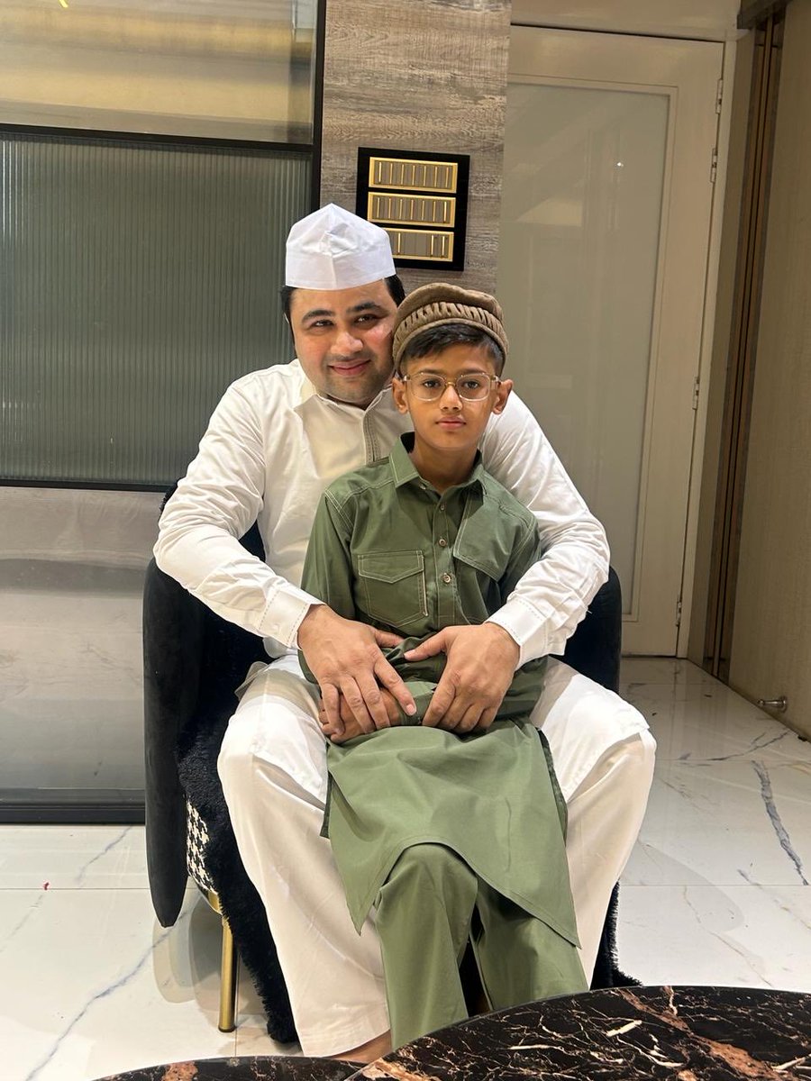 wasimkhan0730's tweet photo. ईद मुबारक, عیدالفطر مبارک, Eid mubarak ⁦#Eidmubarak2024⁩ ⁧#عيد_الفطر⁩ https://t.co/dFu6Zi2f7g