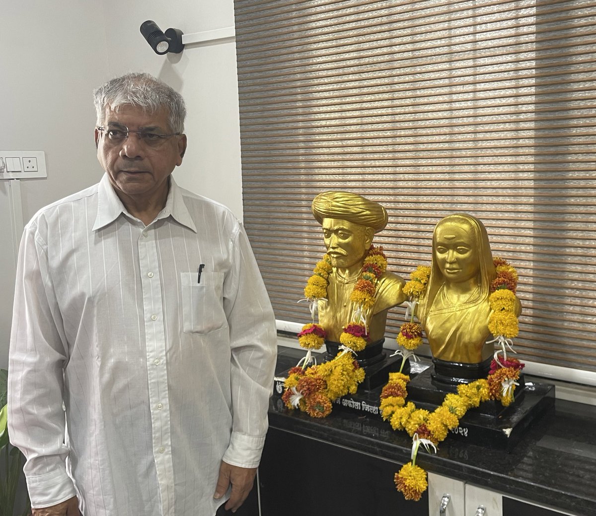 Prksh_Ambedkar's tweet photo. Paid tributes to one of my guiding lights Mahatma Jotiba Phule on his birth anniversary.

Jai Phule. Jai Bhim. https://t.co/SgDNI38Vgs