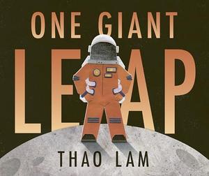 A beautiful, wonderfully orchestrated wordless PB by #ThaoLam! A young child travels to the surface of the moon, plants a flag, follows strange footprints & even stranger creatures--& then monsters! But a fierce storm forces the child to rethink its adventure. Fab! @owlkids