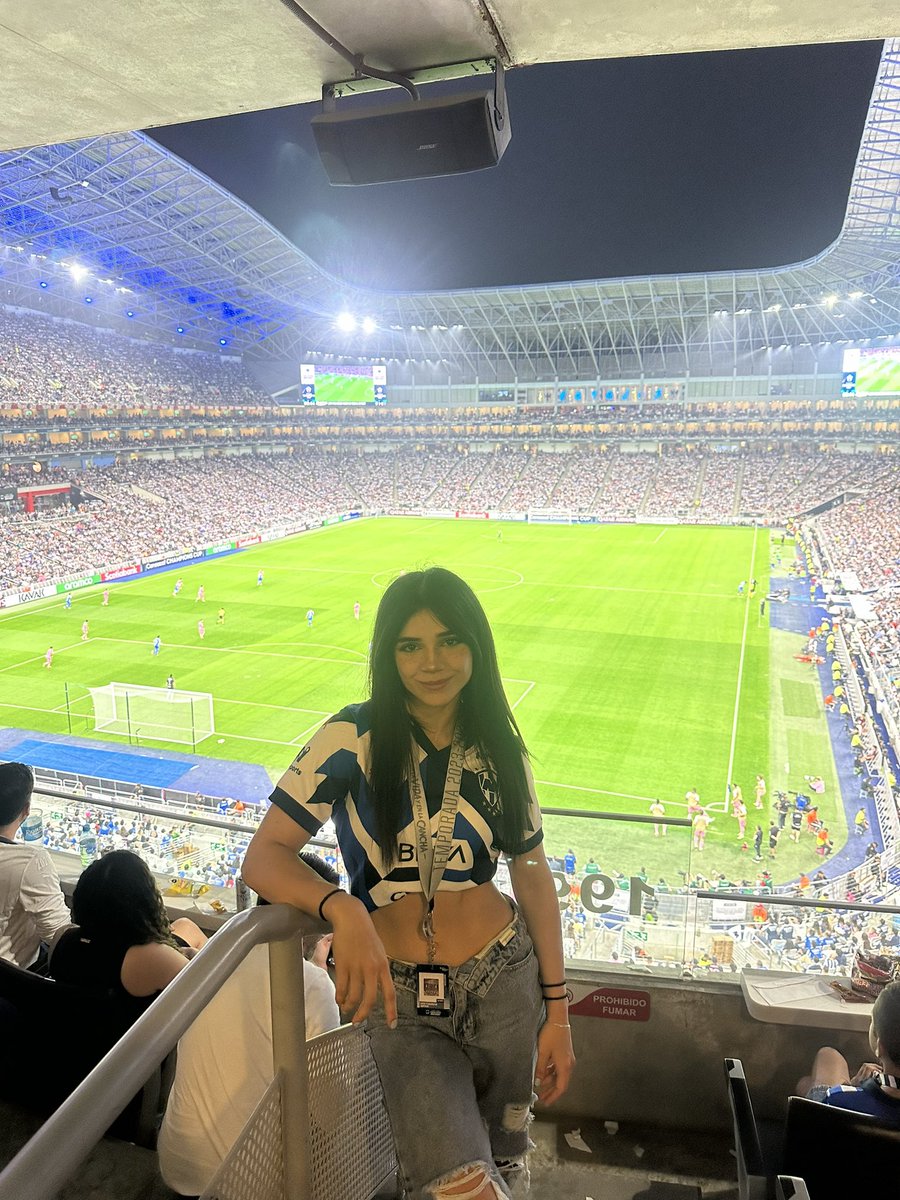 alanafloresf's tweet photo. que golazo acaba de meter rayados https://t.co/GYwEPmQgGc