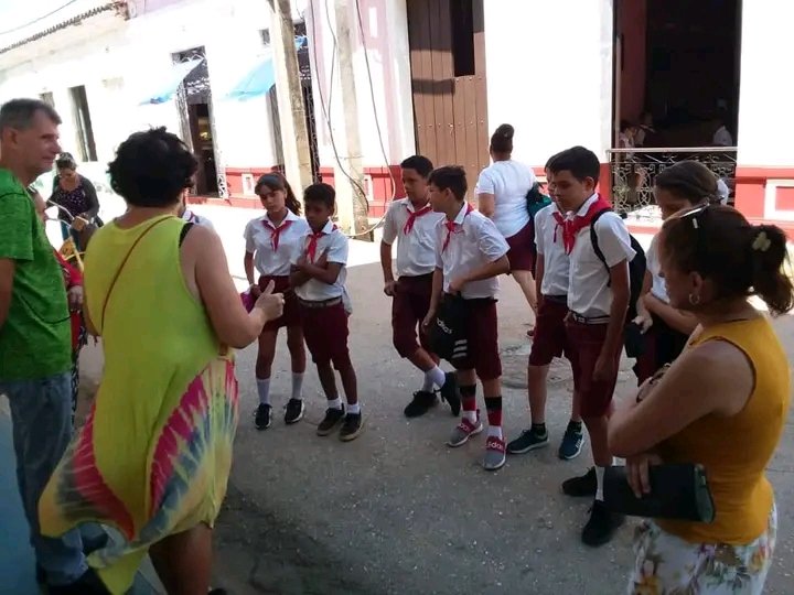 EFpais's tweet photo. Elevar el conocimiento, a partir de la correcta gestión del patrimonio, es la principal motivación del.taller "Por los caminos del Güije", 

@CubaMined https://t.co/74Ol0dYEZE