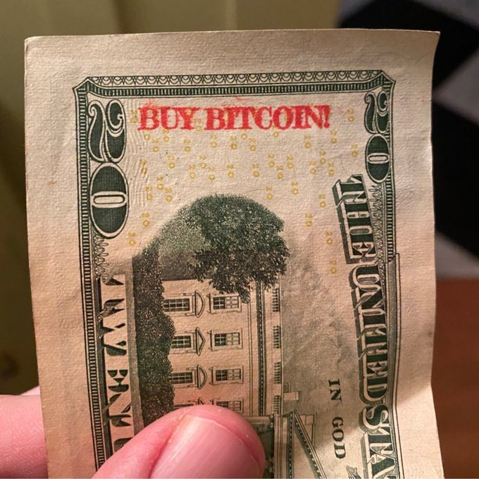 Eventuallyly's tweet image. Hello, bring me a bottle of Coke