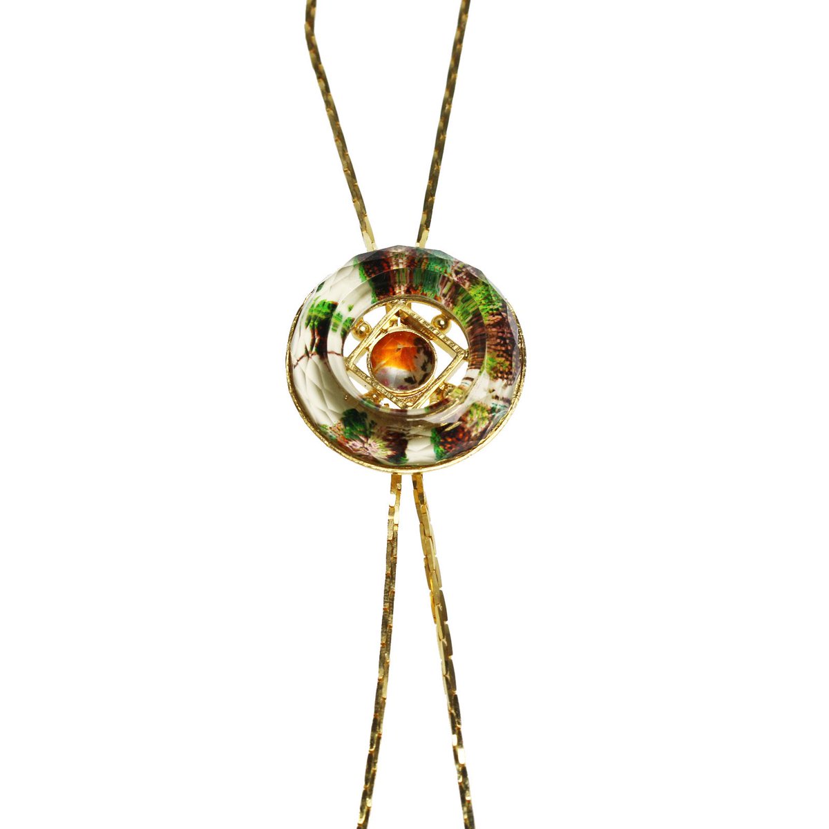 TAMARUSAN_en's tweet photo. ✨📿 The necklace-like chain bolo tie is back in stock! This chain bolo tie features a unique design that combines the elegance of a necklace with the sophistication of a tie, adding a stylish accent to your look. 💫 #Restocked #ChainBoloTie #Accessory https://t.co/CDQGRebZMV