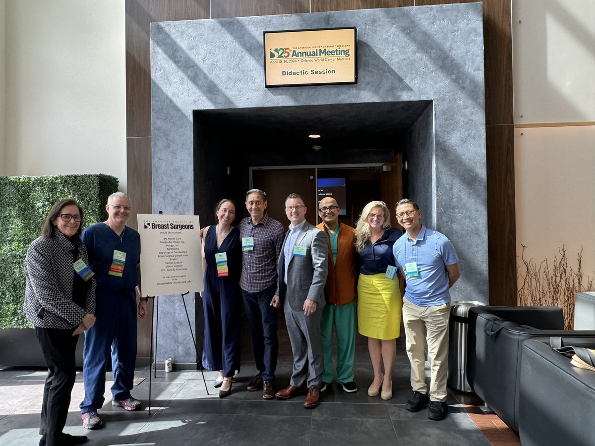 Chatterjeeonco1's tweet image. Honored to be part of the @ASBrS #oncoplasticsurgery faculty at the #ASBrS2024 annual meeting intermediate #oncoplastics course led by amazing practicing oncoplastic surgeons training the next generation of oncoplastic surgeons #oncoplasty #breastrecontruction